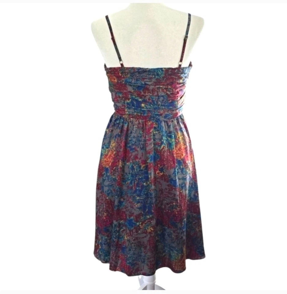 Mini Vestido Twist & Tango Colorido Abstracto Acanalado Correa de Espagueti. Talla 36/Pequeña Foto 3 de 4