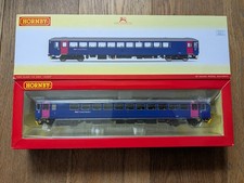 Hornby R3352 BR Class 153 First Great Western FGW plain purple mint boxed
