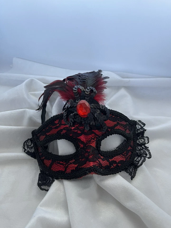 Mascarada Baile Rojo Carnaval Disfraz Baile de graduación Juegos con disfraces Fiesta Encaje y Máscara de Plástico para Ojos Foto 4 de 4