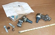 NOS 1960 Oldsmobile LH RH Lower Ball Joint PAIR dynamic 88 98 super S88 60 Olds
