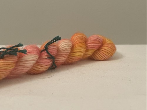 Madelinetosh Hand Dyed Yarn Skein Unicorn Tail 100% SW Merino Wool Multicolor - Picture 3 of 8