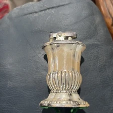 Vintage 1947 Ronson Newport Tabletop LIghter Silver Plated Ornate Floral Art