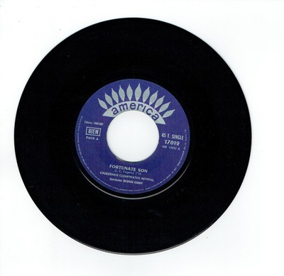 CREEDENCE CLEARWATER REVIVAL Vinyl 45T 7'' SP FORTUNATE SON - DOWN ON THE CORNER