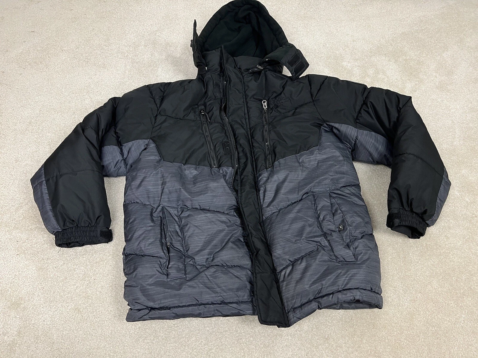Reebok Jacket Mens Medium Black Gray Puffer Parka Insulated Removable Hood