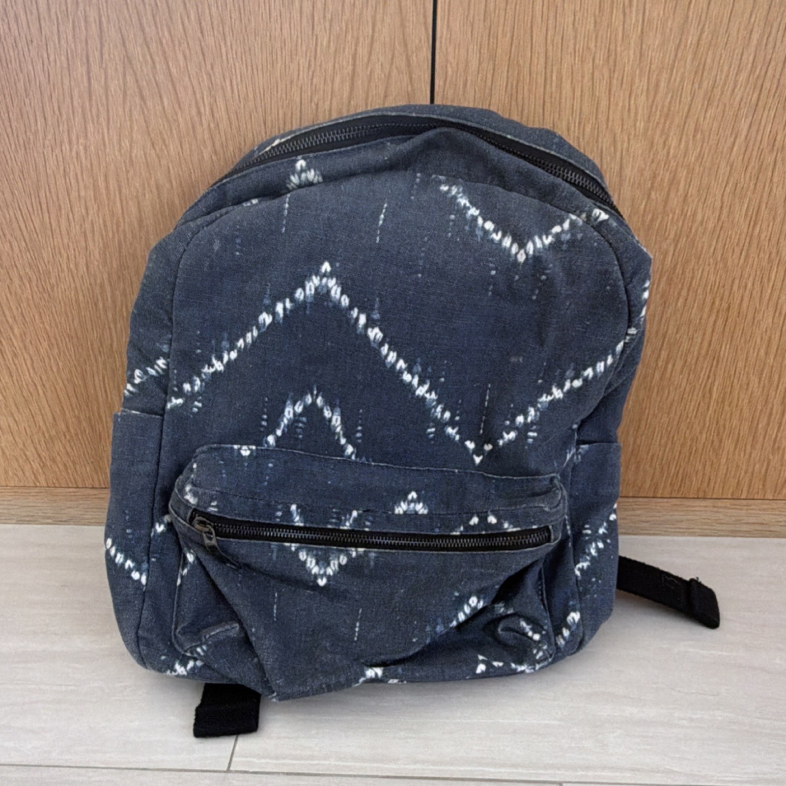 Dark Blue Geometric Backpack Adjustable Strap Zip… - image 1