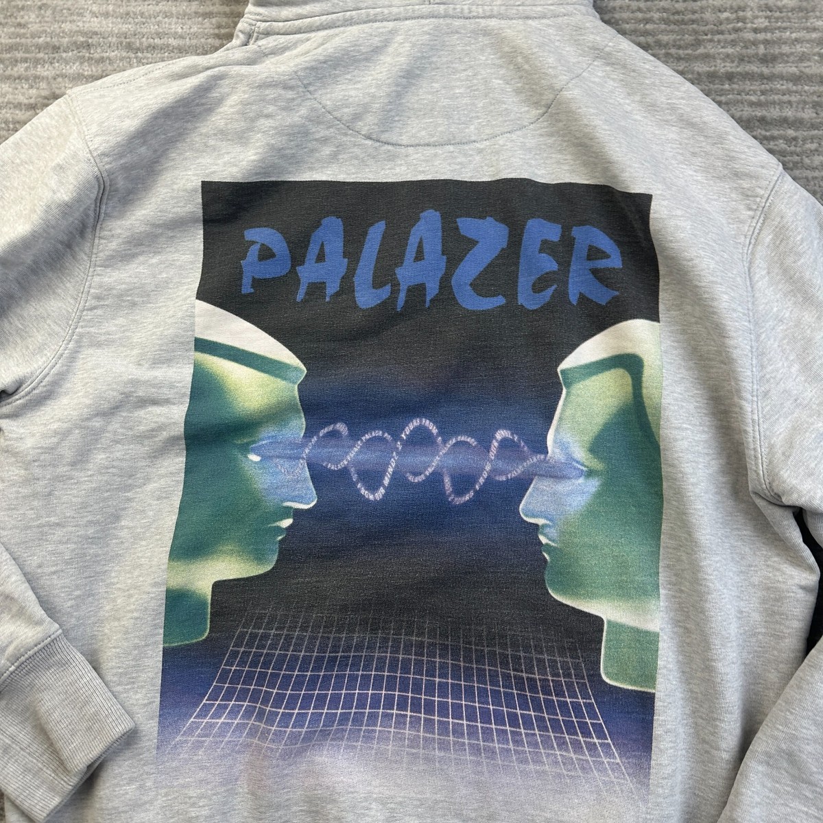 Palace Hoodie Mens Medium Gray Skater Streetwear Sweatshirt