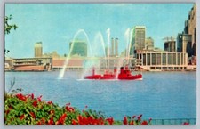 W3 - Postcard SS John Kendall Fireboat Detroit 1950s