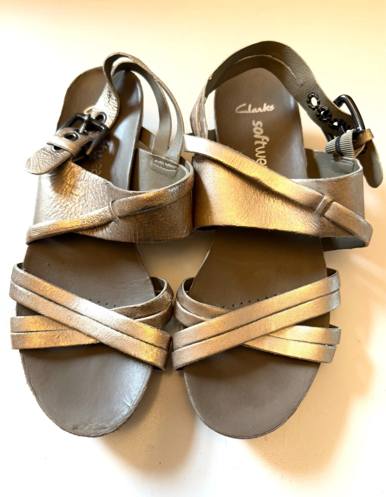 Sandali donna CLARKS softwear tacco basso con cinturino oro taglia UK 4 D