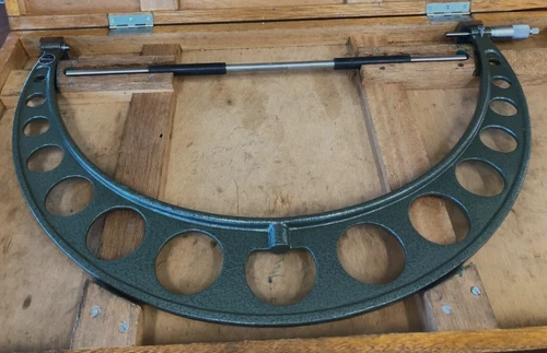 Mitutoyo 103-198 Outside Micrometer Set, 21-22" Range, .001" Graduation