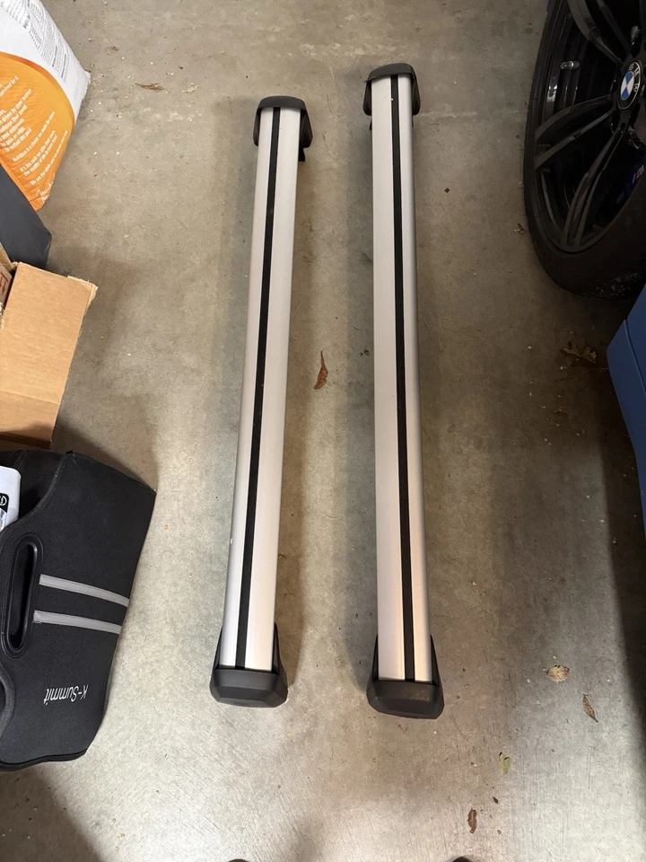 Barras transversales de techo punto fijo para BMW IX (I20) 2021-2025, plateadas Foto 2 de 2
