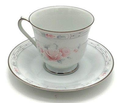 Vintage Noritake Japan Carthage 3330 Patter Fine Bone China Tea Cup & Saucer Set