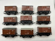 Lot Of 9 OO Triang Hornby R11 BR Ventilated Vans W/ Opening Doors - FAIR TO GOOD
