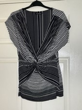 Isabella Oliver Maternity Top Size D