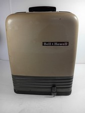VINTAGE / Bell and Howell 122 LR 8mm / Movie Projector / Turns On / Un-tested