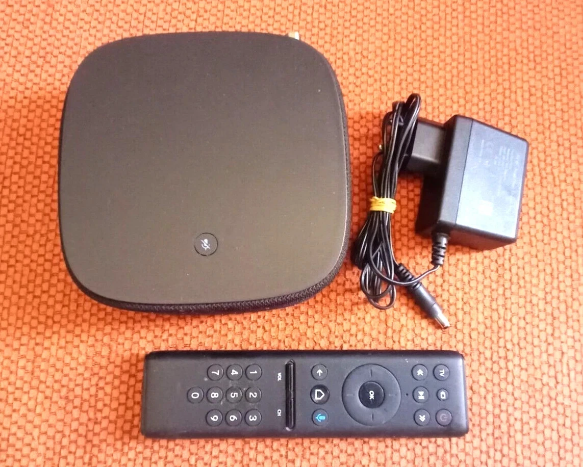 Décodeur SFR Plus 4K TV UHD STB7 en destockage et reconditionné chez