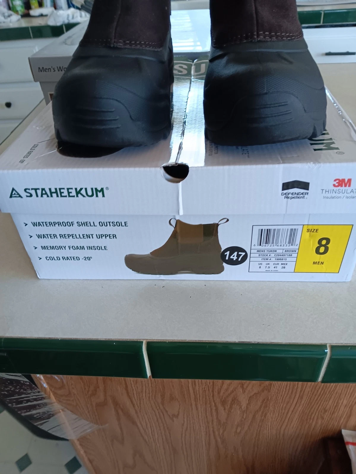 Staheekum Men's Yukon Waterproof Snow Boot Size 8 Brown. New In Box