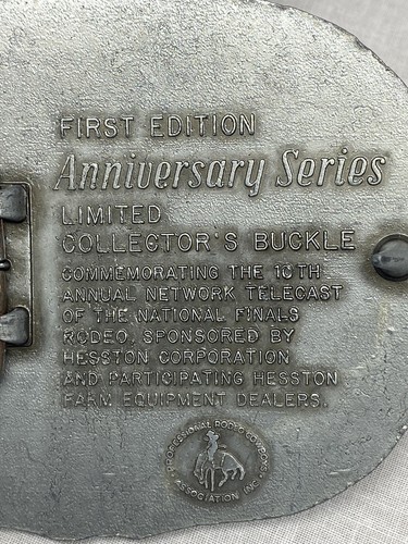 1983 Hesston Rodeo Belt Buckle Bronc Bull Riding Cowboy Vintage National Finals - Picture 3 of 5
