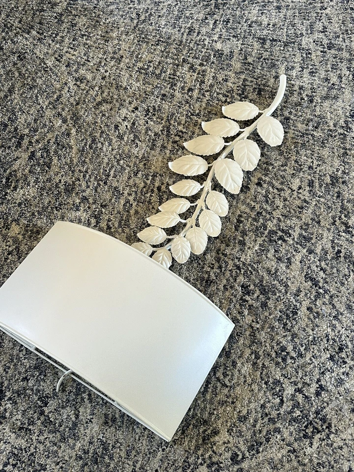 2 FOLIOLE Luzes de Designer Arandela de Parede Branco Pintado Metal Sombra Luminária Dois - Imagem 4 de 4