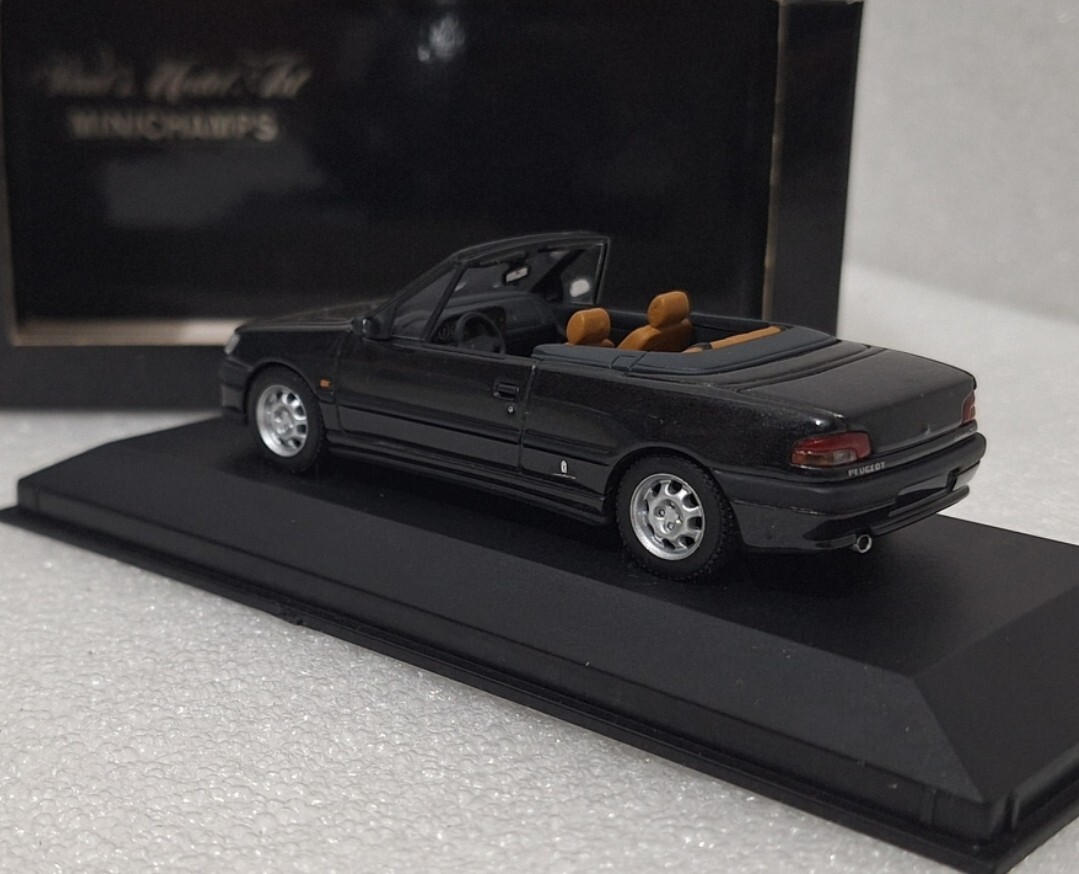 Peugeot 306 Cabriolet 1995 Black 1:43 Minichamps 430112531 Diecast