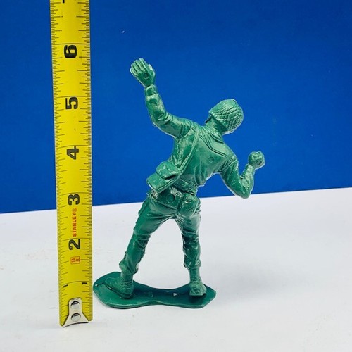 Toy soldier vtg military figure 6 inch 6" army marines mee marx Grenadier bomb 2 - Picture 3 of 4