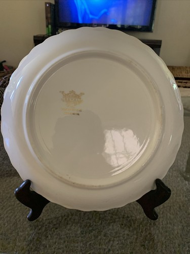 Vintage White & Gold Royal China Warranted 22 kt Gold Plate 10” MCM Flowers Rose - Picture 6 of 8