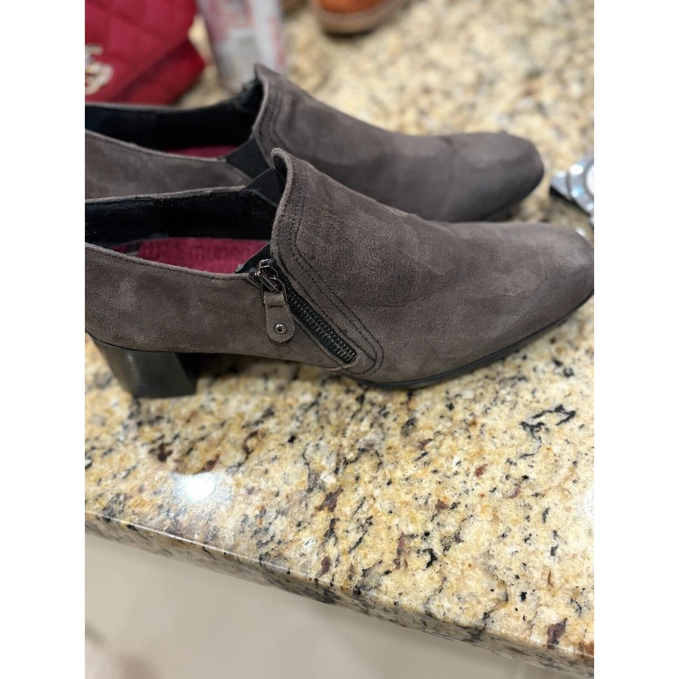 MUNRO ANNEE Taupe Gamuza Cuero Talla 7.5 Tacón Profesional Carrera Confort Zapatos Foto 3 de 4