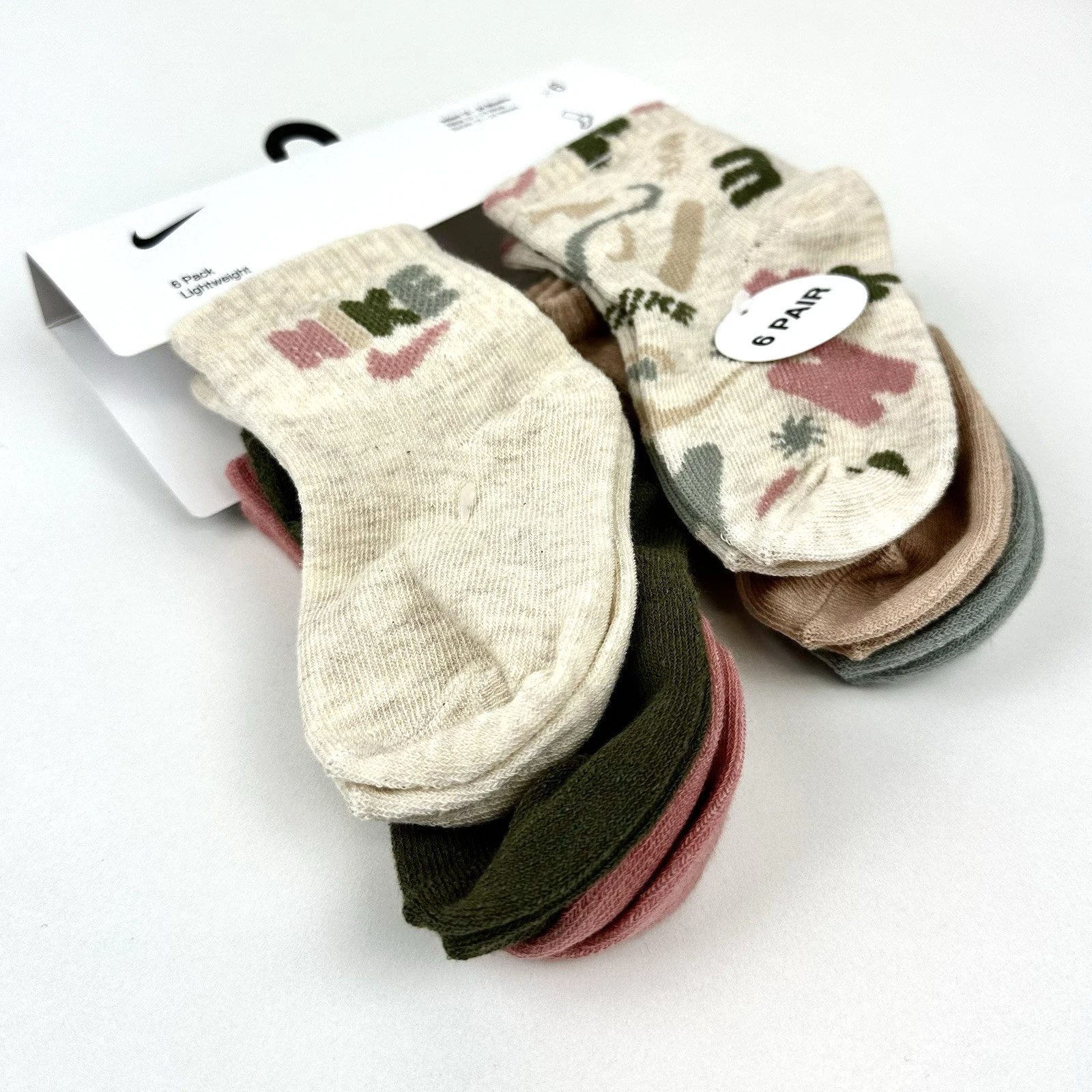 Nike Baby 6 Pk Multicolor Ankle Cotton Stripe Swoosh Logo Sock Set Sz 12-24 MO
Opens in a new window