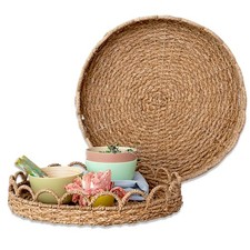 Scalloped Edge Circular Woven Seagrass Tray