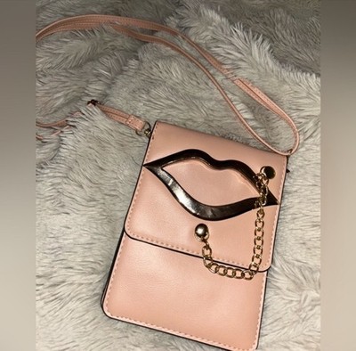 Pink Lip-Shaped Accent Crossbody Bag with Gold Chain and Snap Closure for Women