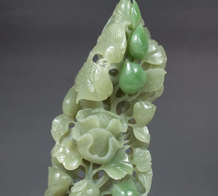 Fina estatua china de flor de pájaro tallada hueca de jade nefrita hetiana Foto 4 de 4