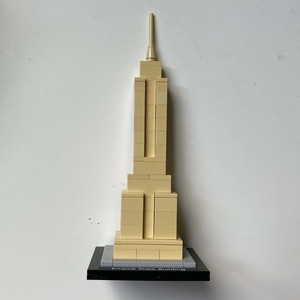 lego empire state building 21002