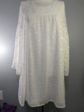 Gianni Bini White Mini Belle Sleeve Dress Size Small Raised Flower Pattern