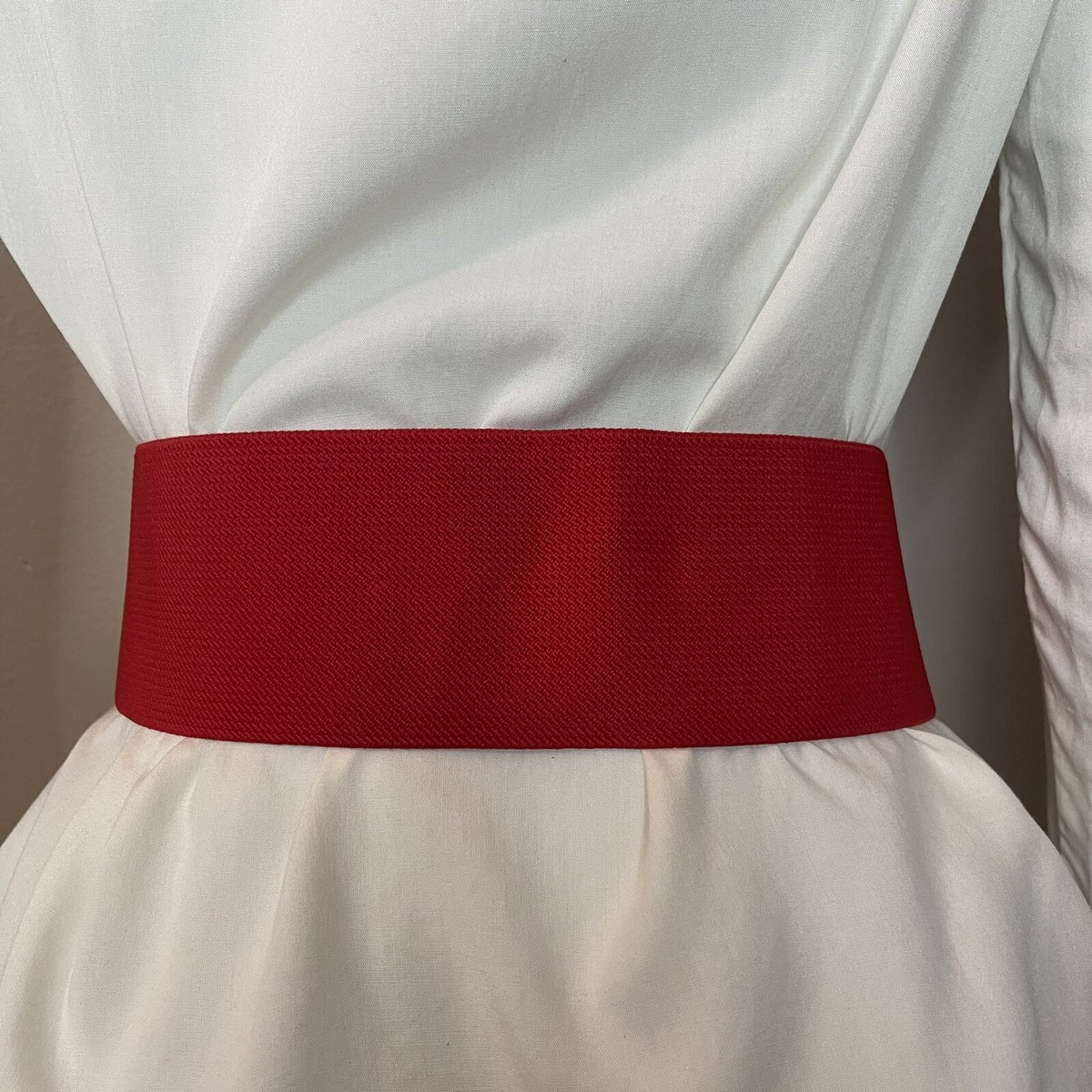 Red PU leather square buckle with rhinestones details  display picture 1