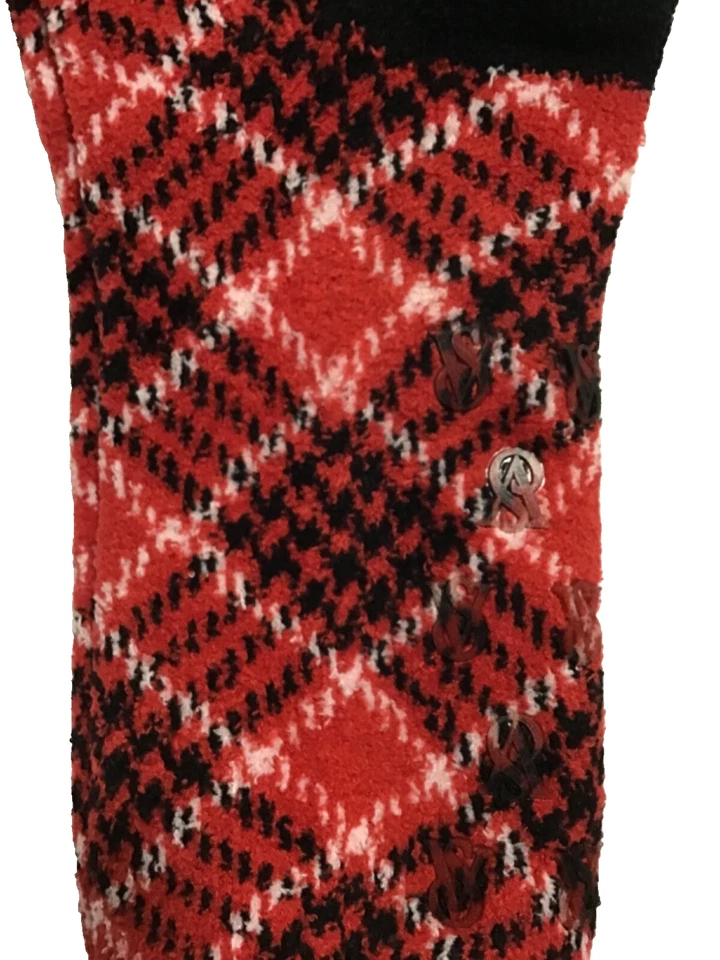 Victoria’s Secret Marshmallow Socks Red Plaid One Size Super Soft! NEW - Image 2 of 4