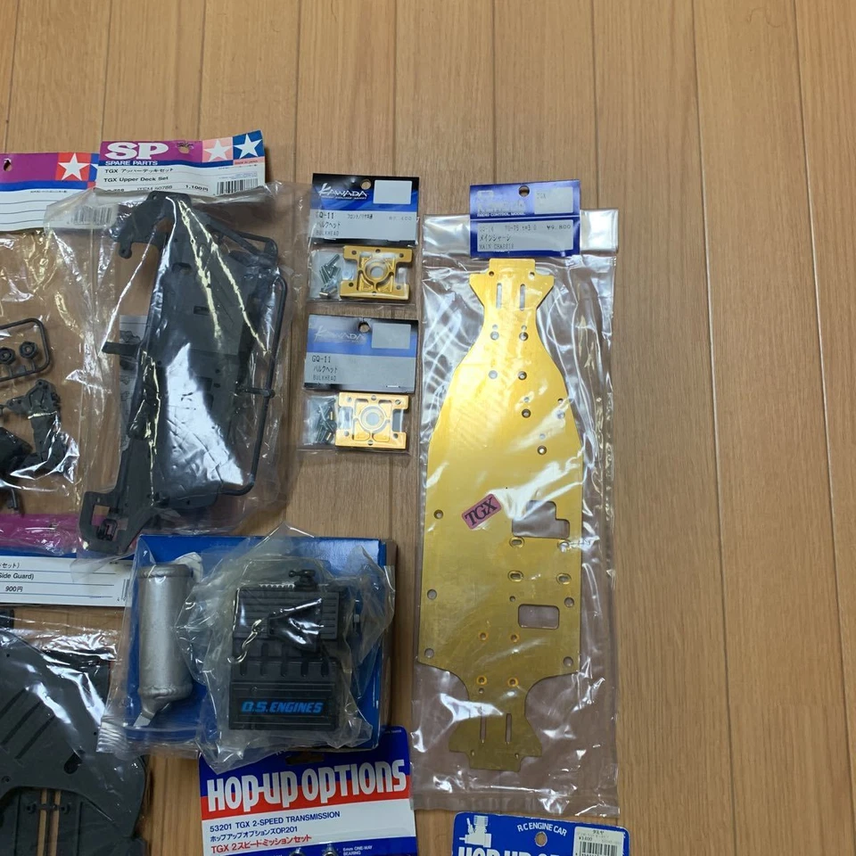 TAMIYA 1/8 Engine Car TGX mk.1 set completo parti di opzioni complete dal Gia... - Immagine 2 di 4