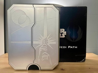 Star Wars: The Jedi Path: A Manual for Students of the Force - Vault Edition