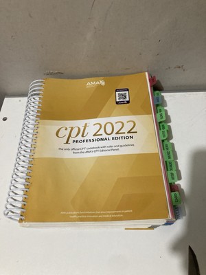 CPT Professional 2022 Spiral American Medical Association - Very Good
