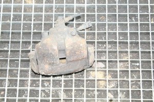 VOLKSWAGEN SCIROCCO MK3 Bremssattel vorne links 2.0 Benzin 147kw 2008