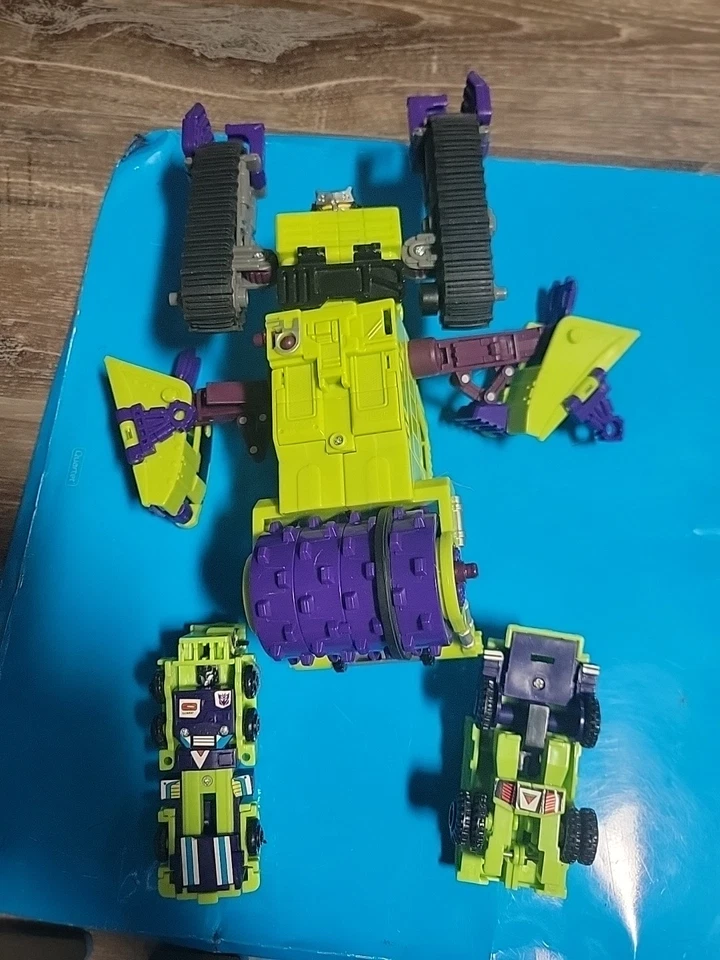 Transformers Armada Scavenger w instruct 2003 w Long Haul Mixmaster incomplete - Image 2 of 4