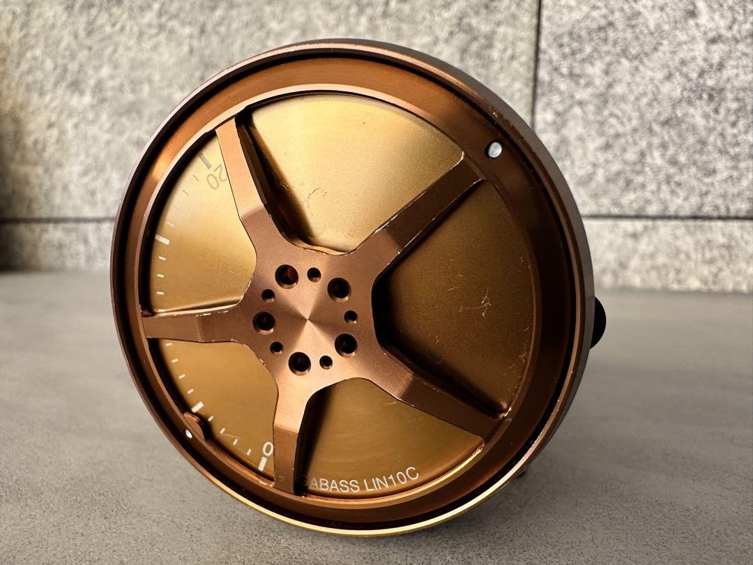 Megabass LIN10C RH Zircona Meteor Fishing Reel | eBay
