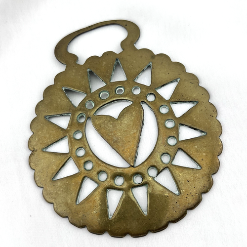 Brass Horse Medallion Antique English Heart Sun Card Suit Stamped Parade Harness - Picture 1 of 7