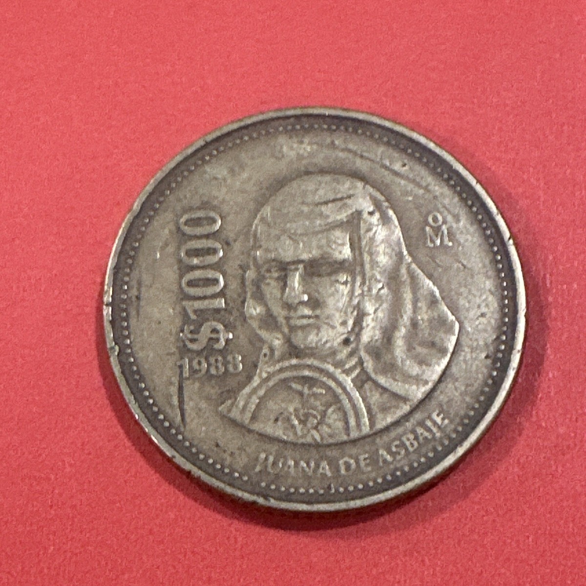 Mexico 1988 $1000 PESOS Coin with (Famous Nun) Juana De Asbaje