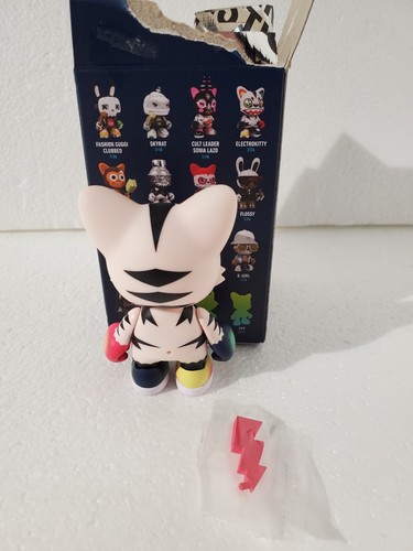 Electrokitty (Superplastic - Janky Series 4) New OPEN Box - Picture 2 of 3