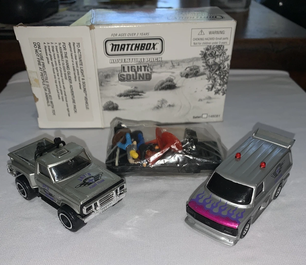 Matchbox Rescue Adventure Set Safari, Set Di Salvataggio Con Veicolo E Animale, Barca Con Balena O Elicottero Con Rinoceronte, Per Bambini 3+ - 3