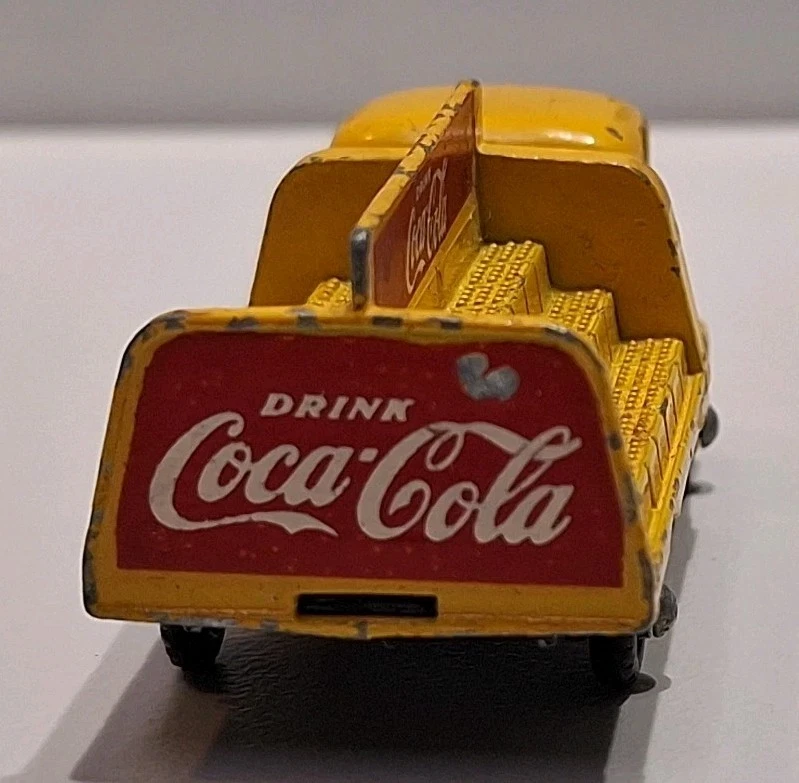 Lesney Matchbox No. 37 Karrier Bantam 2 Ton Coca-Cola Delivery Truck Die Cast - Image 4 of 4