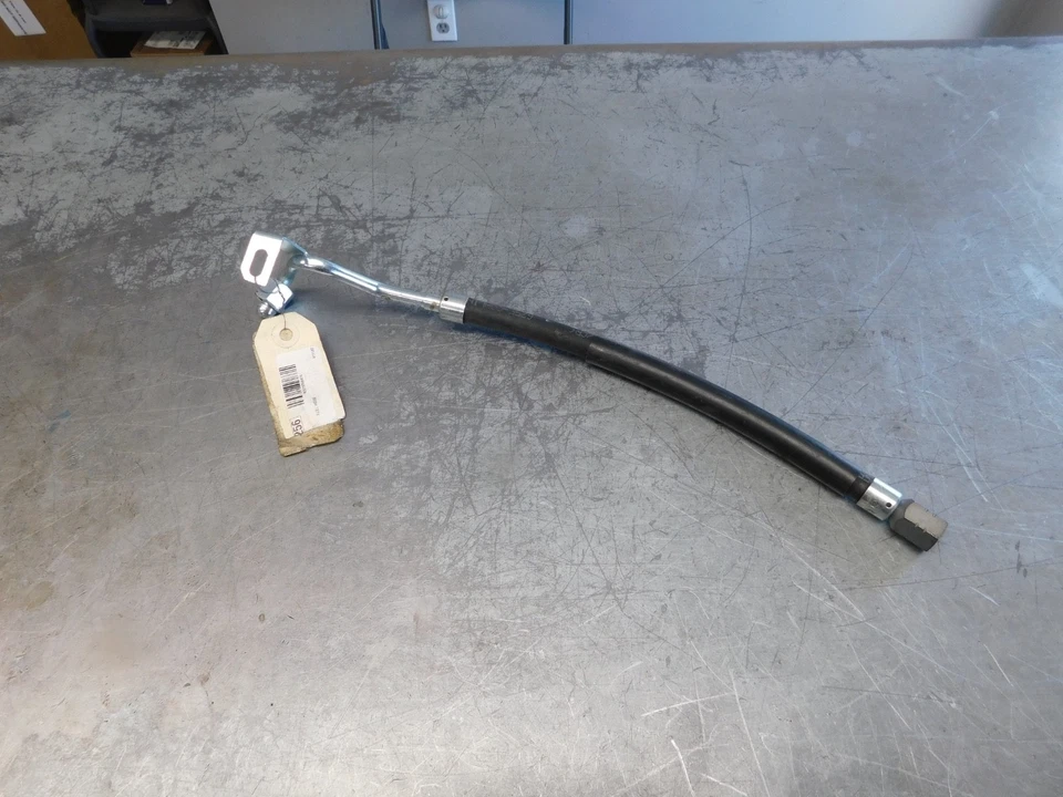 450SL 380SL 380SLC 450SLC FUEL HOSE 1074703275 - Image 2 of 4