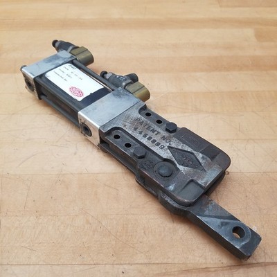 Destaco 840 Pneumatic Heavy Duty Hold Down Action Clamp, 180' Arm - USED