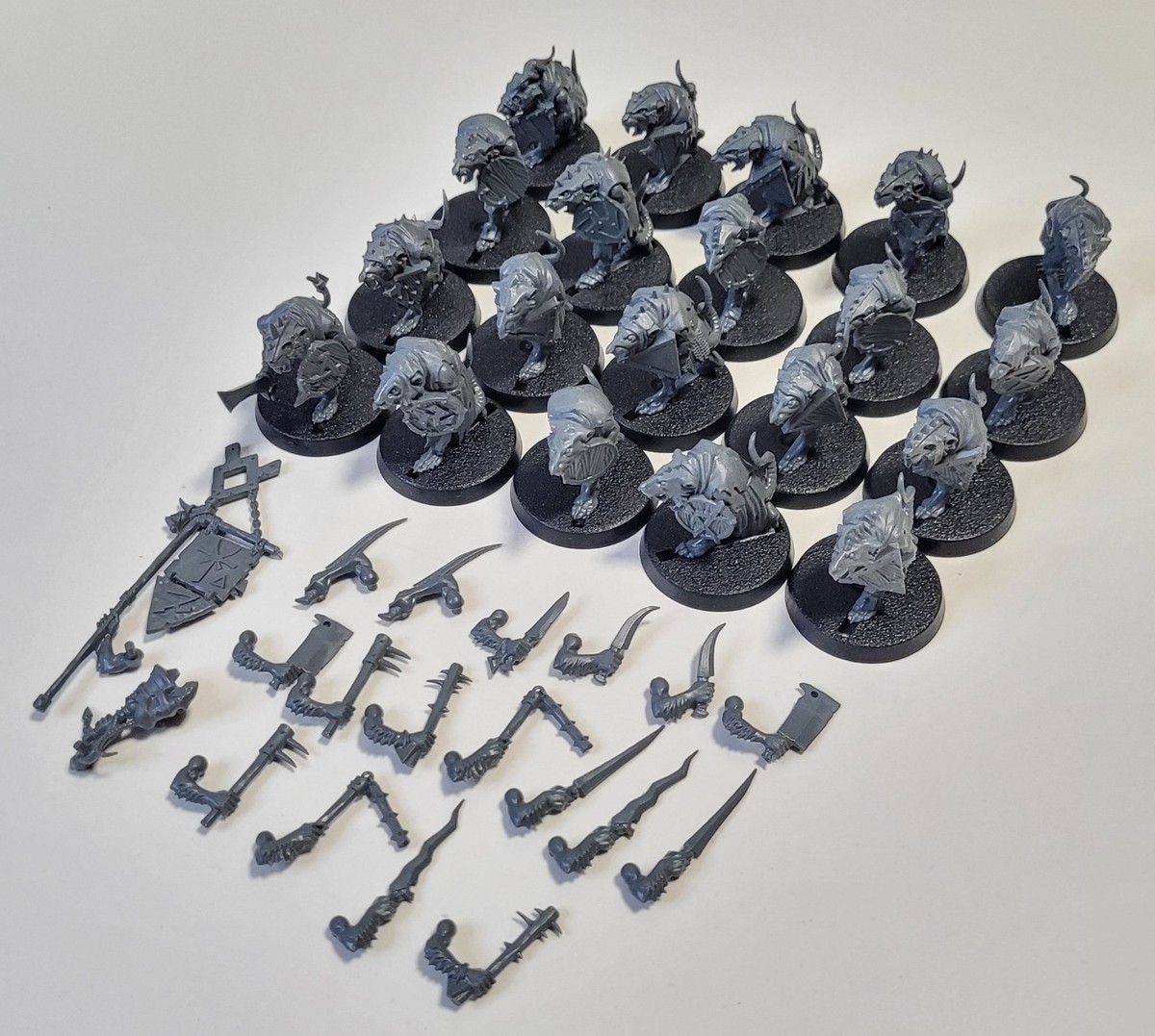20x SKAVEN CLANRATS Island of Blood Warhammer Old World Age of