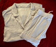 Victoria  s Secret Size M Short Pajama Set, Pink  Gray Striped.