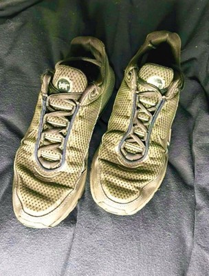 Stilvolle Nike Airmax 270 Sneaker Gr.43 im Guten Zustand mit Schönheitsfehlern